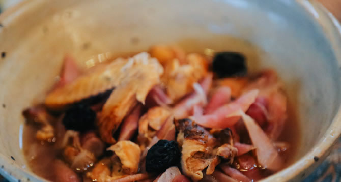 鶏肉と紫大根の烏梅煮