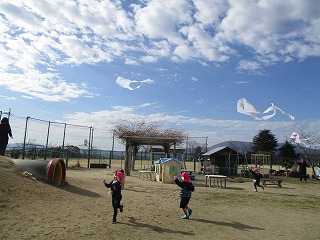 たこ遊び