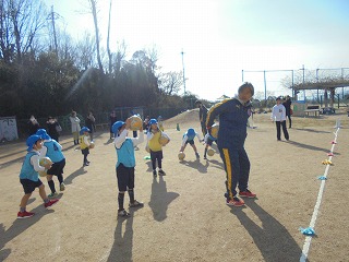 サッカーで遊ぼう