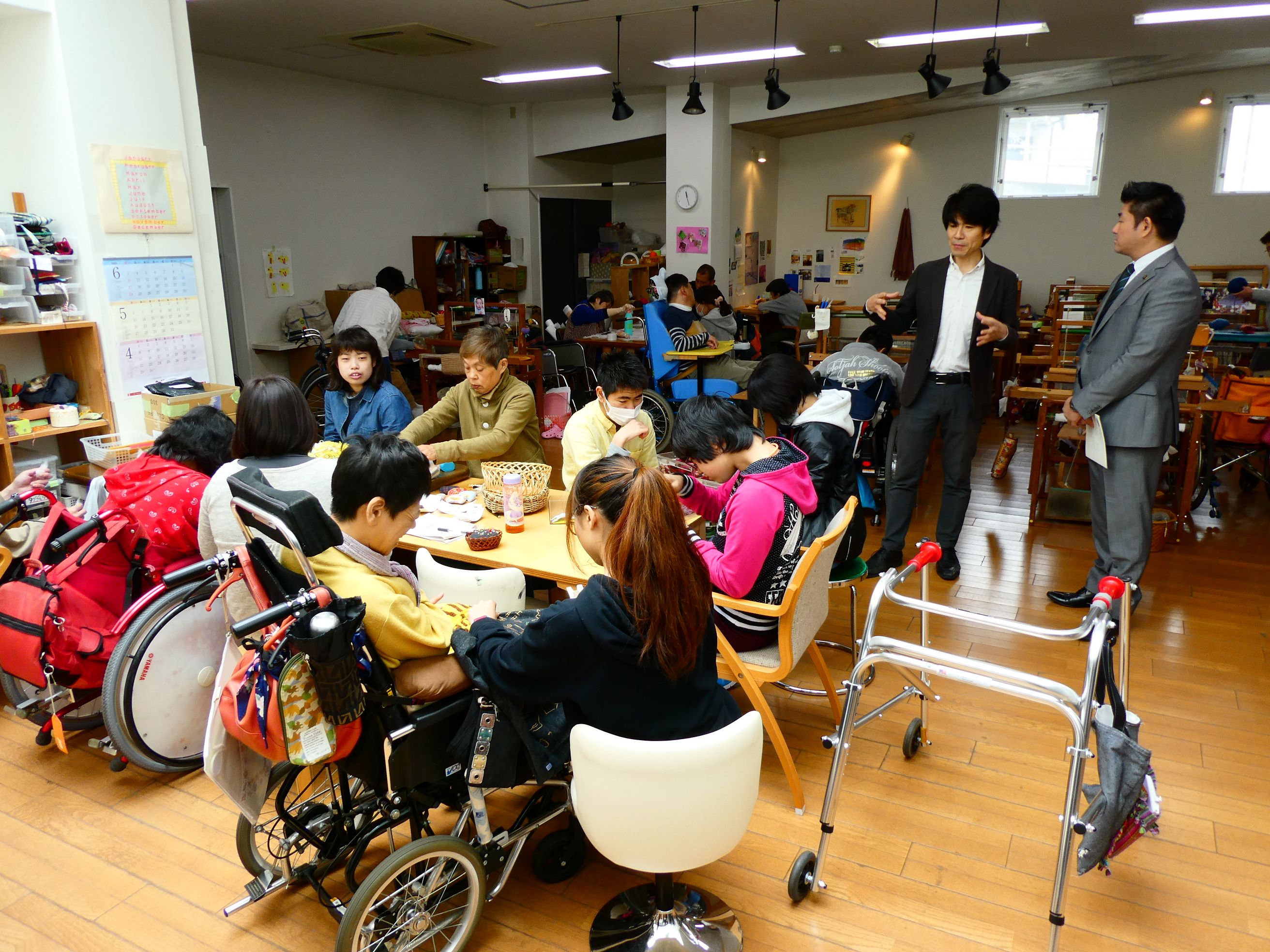 市内障害者支援施設見学の画像