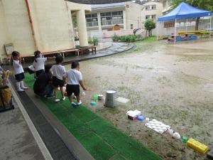 雨の日３