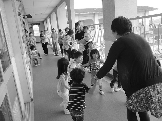 5月17日　未就園児うさぎ組　（3歳児）の画像2