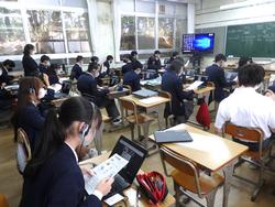 若草中学校の授業の様子1