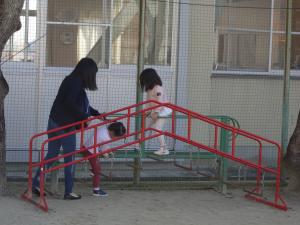 ゆらゆら橋を渡ります