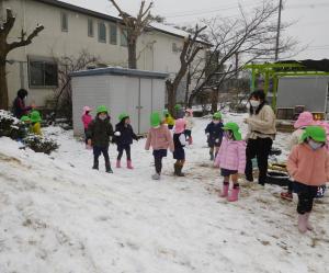 雪合戦しよう