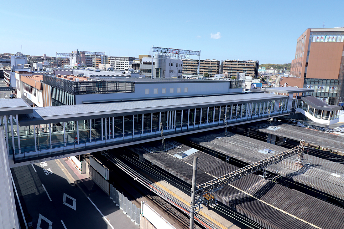 大和西大寺駅の南北自由通路