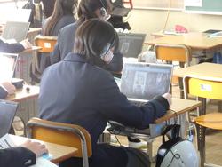 若草中学校の授業の様子1