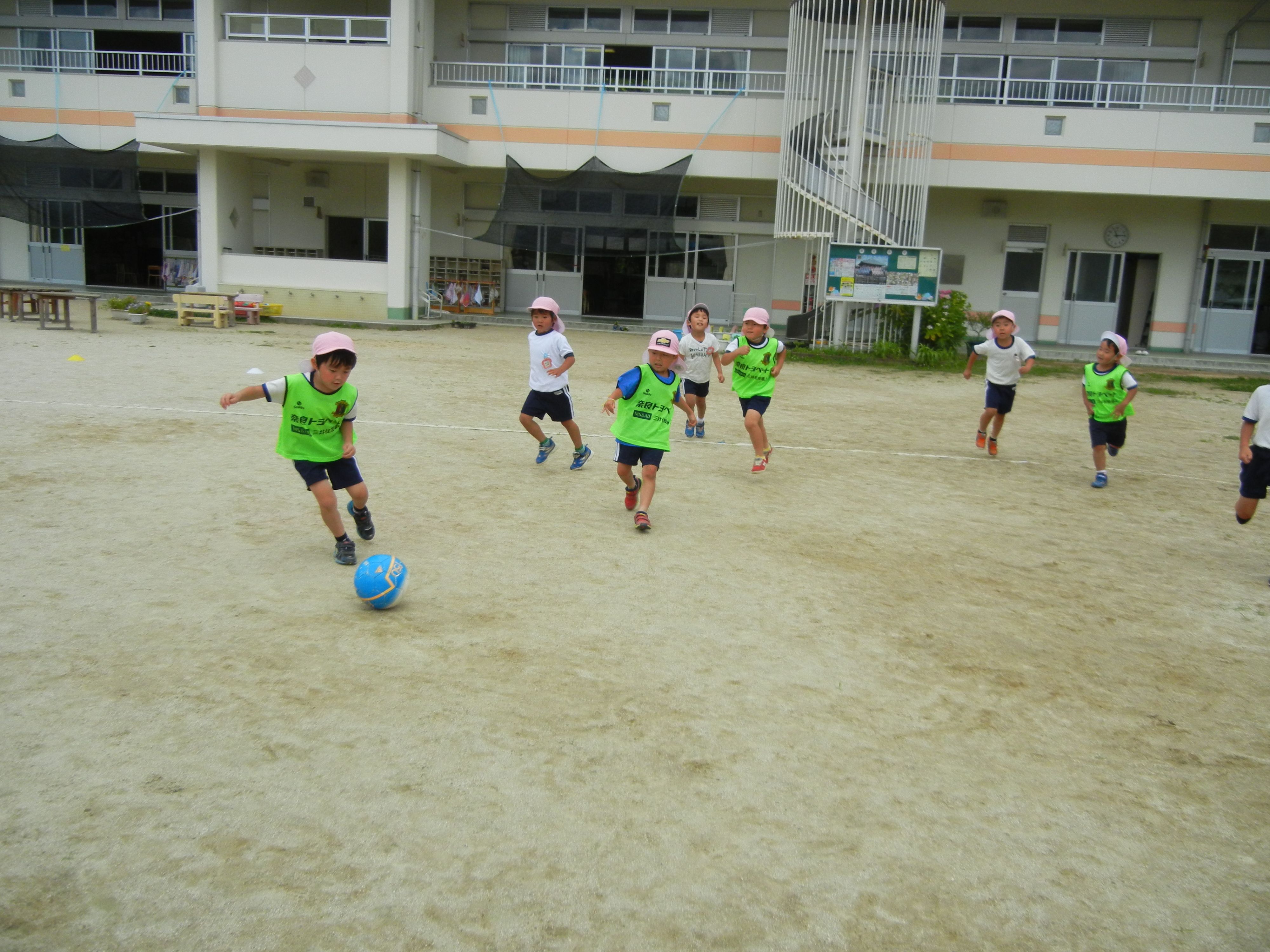 サッカーで遊ぼうの画像3