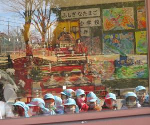 4歳児　散歩