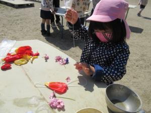 花のアクセサリーつくり