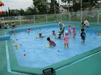 17月12日　未就園児　うさぎ組  3歳の画像4