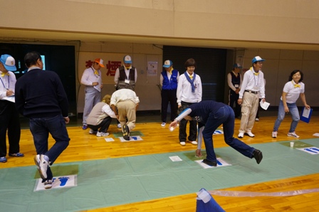 つまようじ拾い