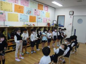 うみ組が演奏しています