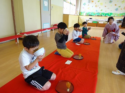 5歳児　お茶会の画像3