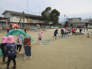 みんなでサーカスごっこ