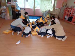 ３歳児　避難訓練