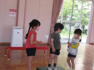 名前を聞いてくれている5歳児