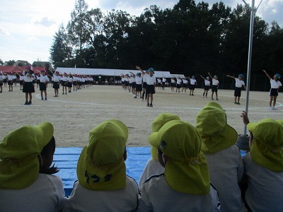 伏見南小学校運動会予行練習を見に行ったよ　10月17日(水曜日)の画像2