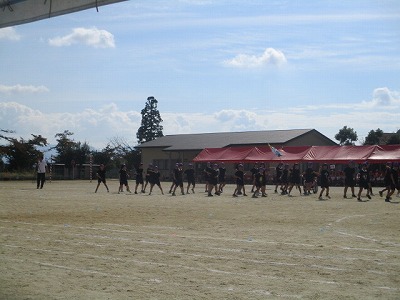 伏見南小学校運動会予行練習を見に行ったよ　10月17日(水曜日)の画像4