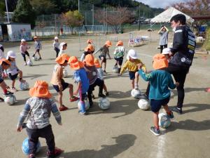 サッカー教室楽しいね