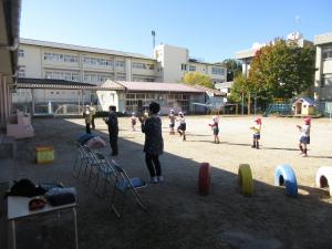 準備体操をしているところ