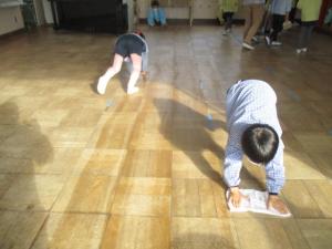 つき　２学期大掃除　４