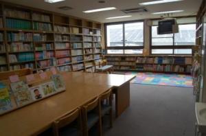 東之阪図書室