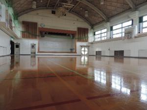 東之阪体育室