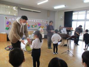 音楽鑑賞会４