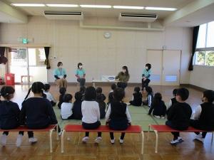 お話ひろば