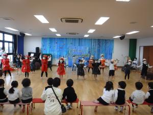 ダンスを踊っています