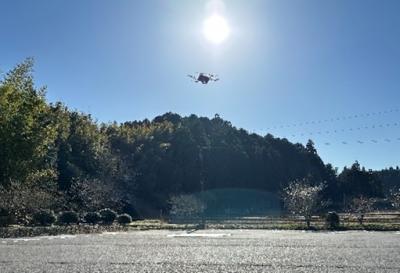 月ヶ瀬を飛行する流専用ドローン”AirTruck” 