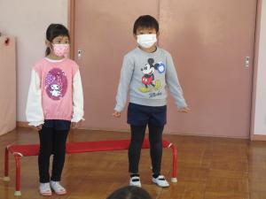 司会をしている5歳児