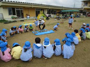 5歳児数を数えています