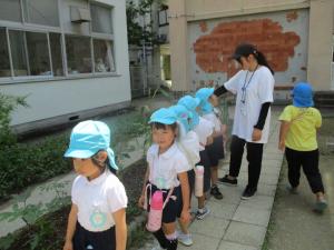 小学校に来ました