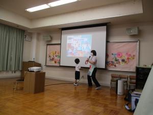ヤクルト出前教室でヤクルトマン探し