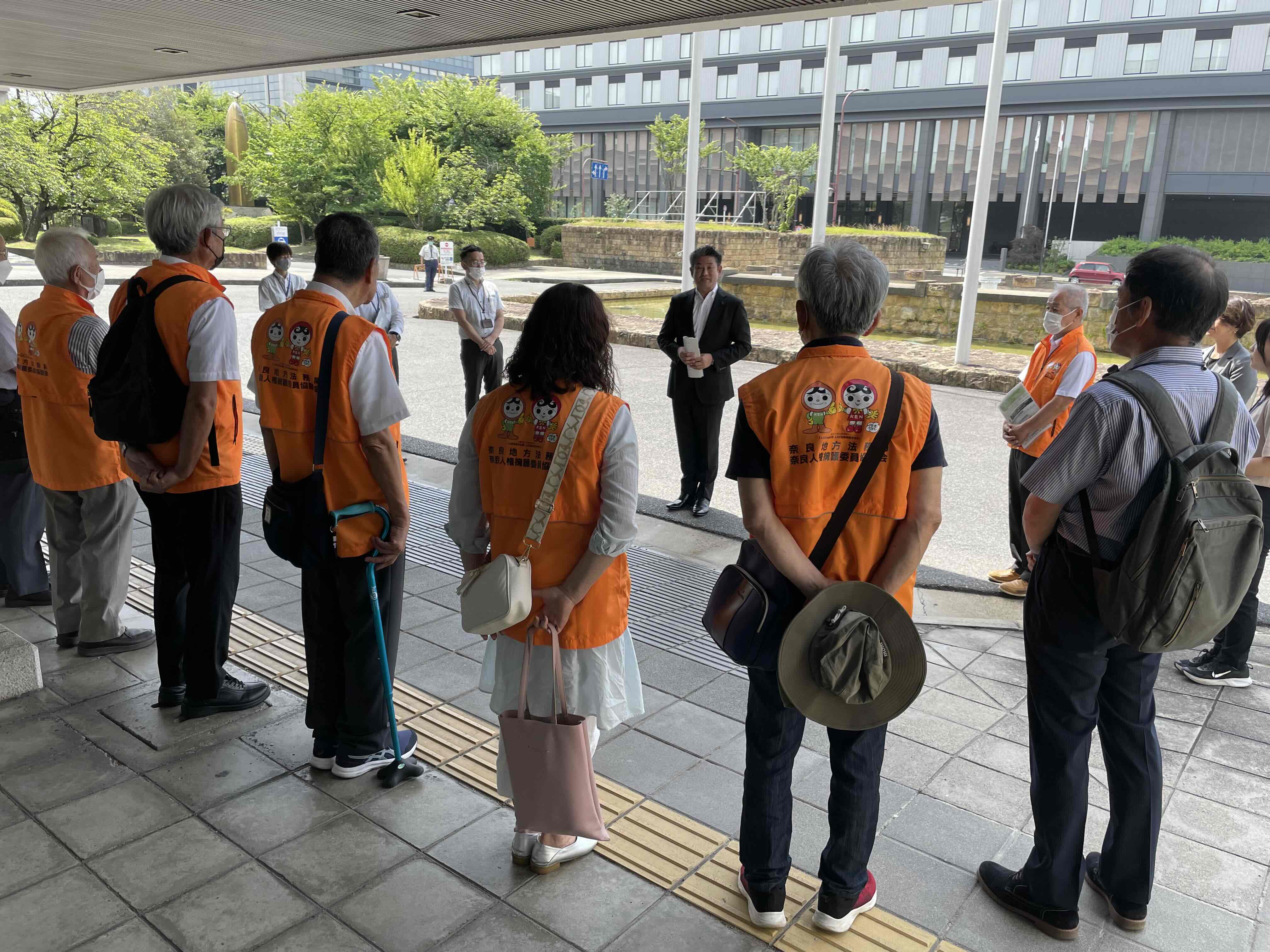 差別をなくす強調月間街頭啓発出発式（正面玄関）