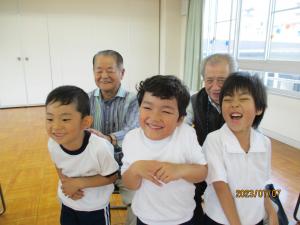 七夕集会でふれあい遊び
