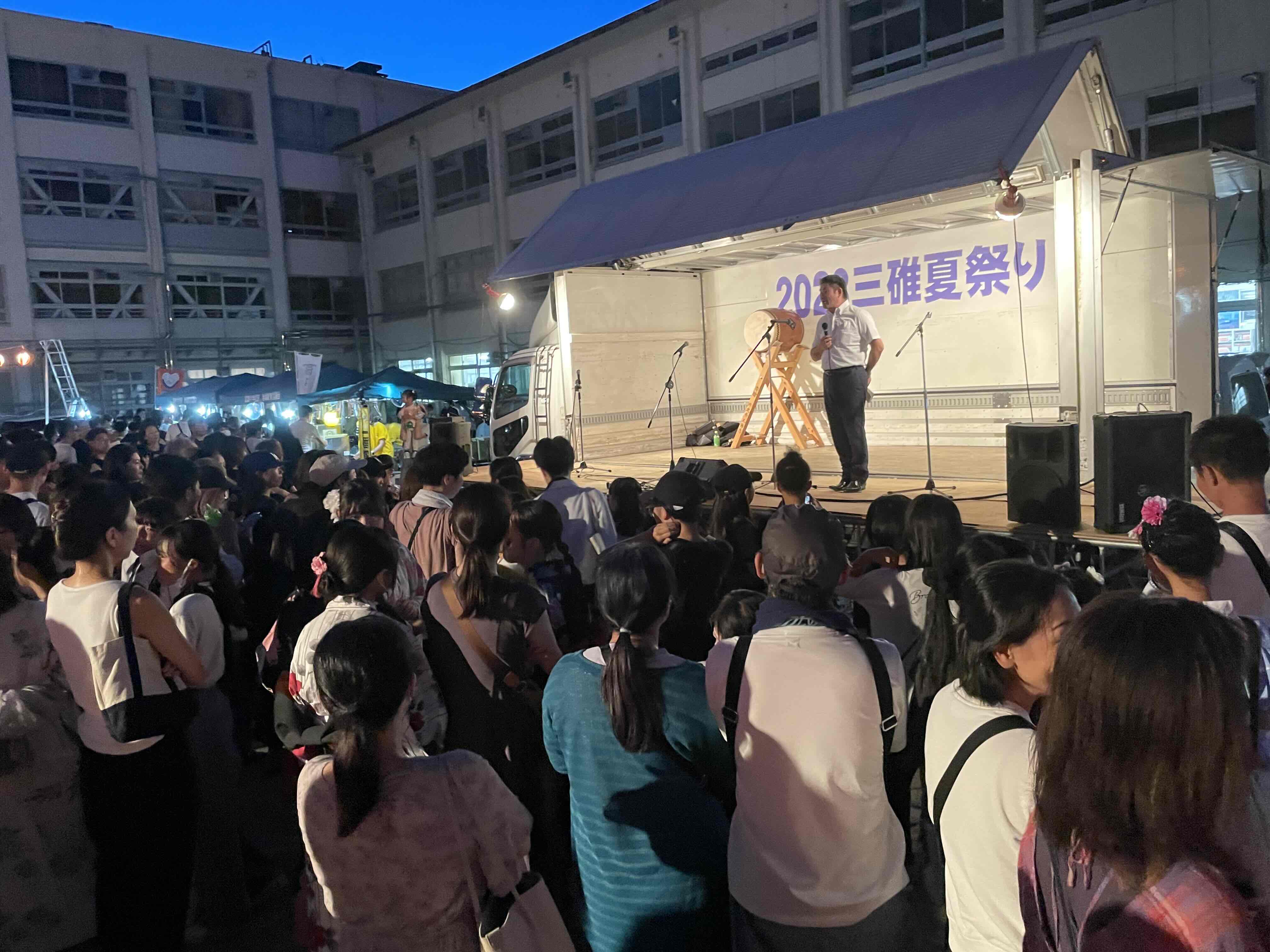 三碓夏祭り（富雄中学校）