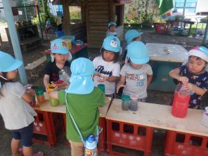 3歳児　夏の戸外遊び