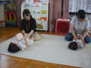 ふれあい遊び「きゅうりができた」