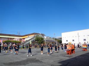 鳴子を使った表現遊び