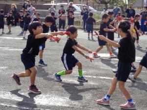 鳴子を使った表現遊び2