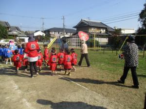 4歳児　鳴子で応援