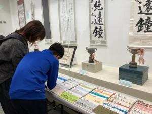 回顧展