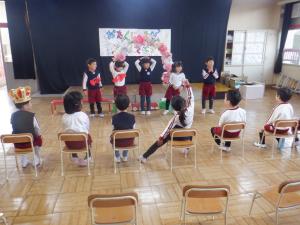 なんの曲のダンスでしょう
