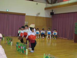 4歳児　ありの食べ物紹介