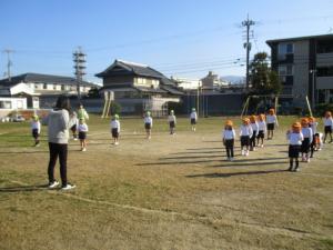 園長先生の話を聞く