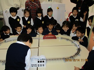 模型を見るの画像1