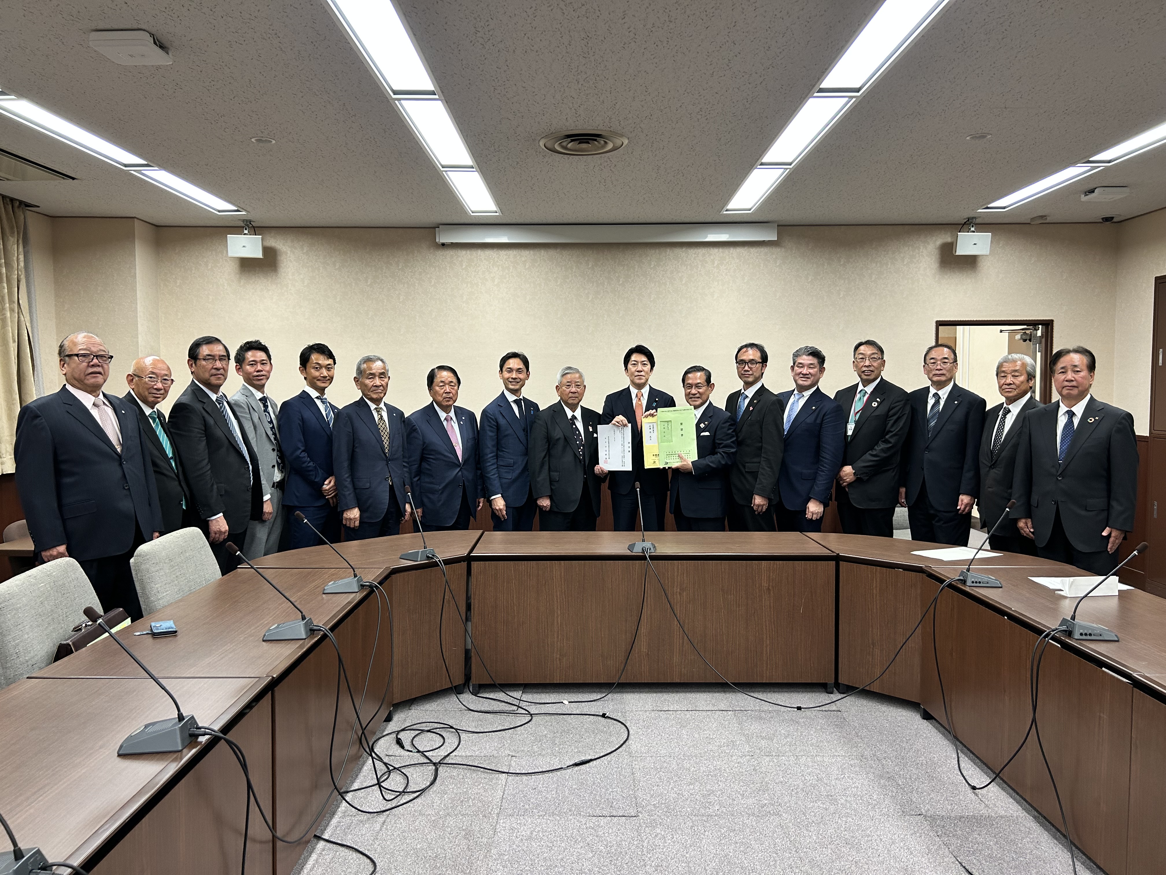 県選出国会